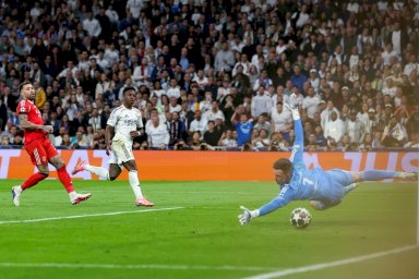 دوري أبطال أوروبا: فينيسيوس يردّ بطريقته ويحسم تأهل ريال مدريد إلى ثمن النهائي