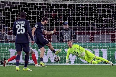 دوري أبطال أوروبا: سان جرمان يتعادل مع موناكو ويبلغ ثمن النهائي