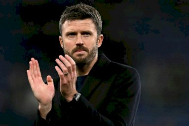 بطولة إنكلترا: كاريك يقلّل من شأن انتقادات سكولز له