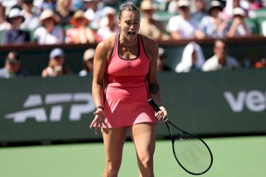 دورة إنديان ويلز: سابالينكا تثأر من ريباكينا وتحرز اللقب للمرة الأولى