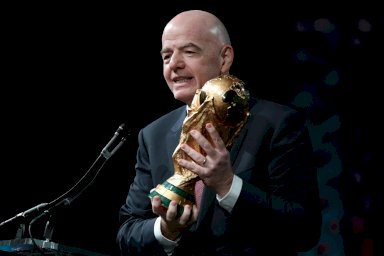 المشجعون الأوروبيون يحتكمون إلى المفوضية الأوروبية بسبب أسعار تذاكر المونديال