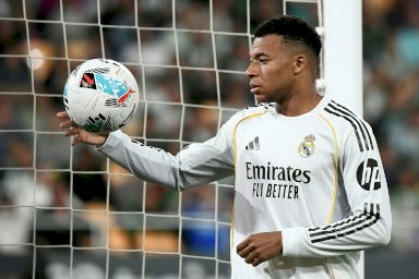 بطولة إسبانيا: تعادل مرير للريال وخروج مقلق لمبابي قبل شهر ونصف من المونديال