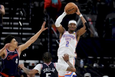 أن بي ايه: غلجيوس-ألكسندر وويمبانياما ويوكيتش في القائمة النهائية لجائزة أفضل لاعب