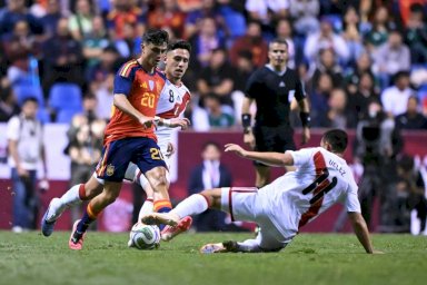 مونديال 2026: بيدري وريث طبيعي لتشافي وإنييستا في إسبانيا