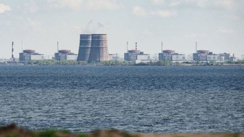 Getty Images زابوريجيا أكبر محطة للطاقة النووية في أوروبا، وهي تقع في جنوب أوكرانيا وتخضع لسيطرة الروس منذ شهر مارس/آذار الماضي