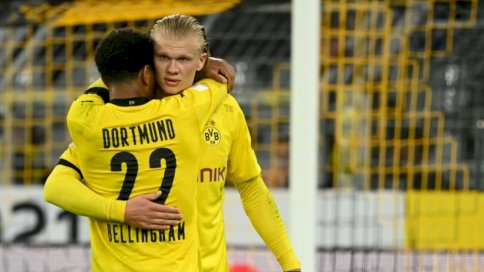 الثنائي الشاب النروجي إرلينغ هالاند والإنكليزي جود بلينغهام يقدم أداءً راقيًا جعلهما محط أنظار أندية أوروبية بارزة.