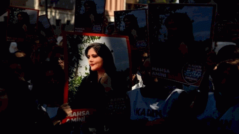 الاعتصامات تستمر في إيران احتجاجاً على مقتل مهسا أميني