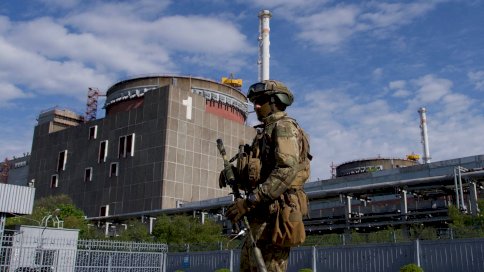 روسيا وأوكرانيا: كييف تتهم موسكو باعتقال رئيس محطة زابوريجيا النووية